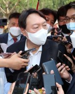 尹측 이동훈 대변인 열흘만에 사퇴, 메시지 혼선 탓?