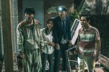 [새영화] ‘싱크홀’ 희망이 필요한 올여름 필견무비