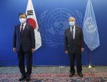 文 "남북 유엔 가입 30주년"...유엔 "한반도평화 중요 계기"