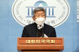 '정치 9단' 유인태의 일격 "박지원 제보사주, 조성은 횡설수설"