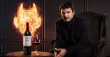 "악마가 지키는 와인" 유명 배우 페드로 파스칼 '디아블로' 홍보대사 됐다
