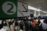 서울지하철, 코로나로 수송 위축...무임승차는 늘어