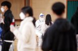 확진자·위중증자 증가세..정부 "병상 추가 확충, 운영 효율화"