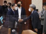 홍남기 "혁신·사람·포용·지속성, 회복 중심으로 선진국 가야"