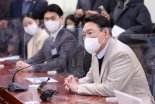 윤석열, 부인 '허위이력' 인정여부에 "노코멘트" vs 與 "의문 투성이"