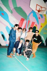 코로나 위로 BTS의 '다이너마이트' 유튜브 조회수 14억뷰 넘었다