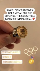 ‘도쿄올림픽 金’ 셔플레, 캐디에게 우승반지 선물