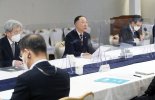 홍남기 "강남4구 평균 3억4000만원 하락…주택시장 추세적 하향안정"(종합)
