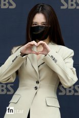 [포토] 김재경, '하트~하트'