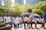  한국교직원공제회, '커피트럭' 보내 교육·의료현장 응원
