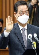 한덕수 "서민경제 안정 최우선 과제... 모든 정책수단 총동원할 것"