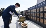 이준석, 백령도 해병부대 찾아 "200만원 공약 완전히 못지켜 사과"