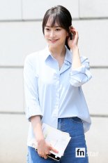 [포토] 연민지, '수줍게 머리 매만지며'