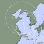 태풍 '송다' 한반도 덮칠까..일본은 "한국으로" 한국은 "안온다"