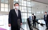 尹대통령, 이준석 '결자해지'에 "의미 생각 여유 없어…경제위기·재난만"