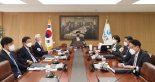 "물가 vs 성장" 금통위의 균열.. 금리인상 속도조절 할까
