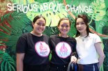 김건희 여사, 인니서 환경운동 펼치는 청년 자매 만나