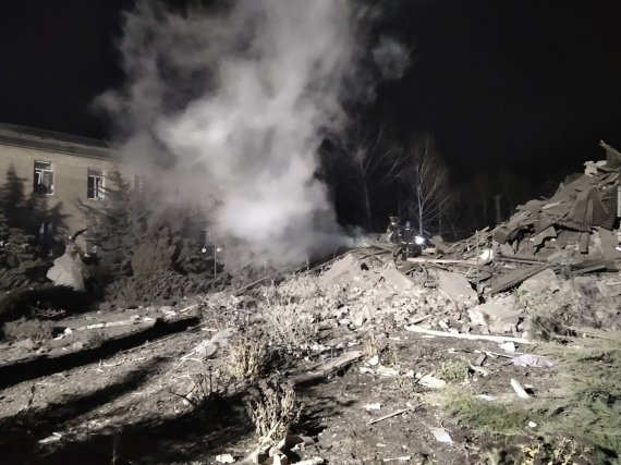 러시아軍, 우크라이나 산부인과 병동 폭격. 신생아 사망