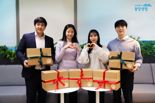 동양생명, 한국백혈병어린이재단에 선물 상자 전달
