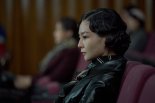 영화 '유령' 밀실추리로 시작한 통쾌한 여성액션무비 [리뷰]