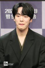 [포토] 김정현, '담담한 표정'