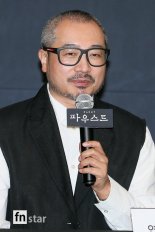 [포토] 양정웅, '연극 파우스트 연출가'