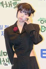 [포토] 최예나, '귀염둥이'