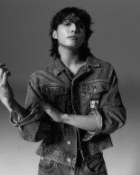 "BTS 정국 모자 1000만원에 팔아요"...덜미 잡힌 전 외교부 직원, 벌금 얼마?