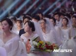 한국女, 베트남男과 '재혼' 확 늘어 1위?...충격적 진실 숨어있다