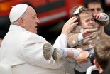 프란치스코 교황, 폐 감염으로 입원…최근 호흡곤란