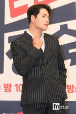 [포토] 민우혁, '넘사벽 캐릭터입니다~'