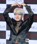 [포토] 이기광, '수준급 곡들로 꽉 채운 정규 1집'