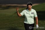 LPGA 신인 유해란 “첫 우승 보인다”  … LA 챔피언십 3R 2타차 선두 맹추격