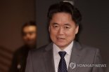 'MBC 블랙리스트 의혹' 최승호 전 사장, 혐의 전면 부인