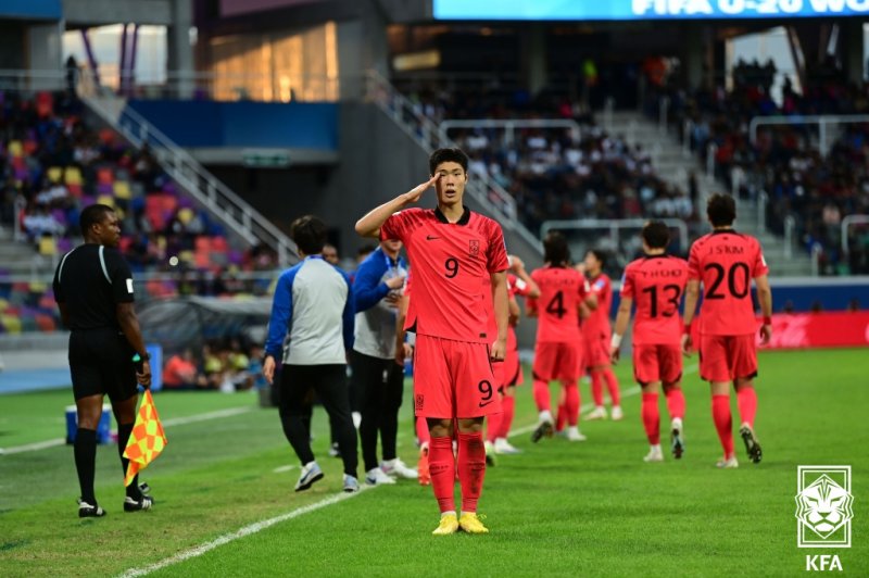 대한민국의 이영준이 후반 추가 시간 4분에 극장골을 성공시키며 한국의 1-0 승리를 이끌었다. (사진 &#x3D; 뉴스1)