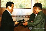 李정부, 끊긴 남북 소통채널 복원 '기대감'..6.15선언 25주년 맞아