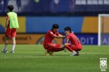 神판의 어이없는 퇴장 휘슬이 경기를 망쳤다 … 한국, U-17 아시안컵 결승 일본에 0-3 패