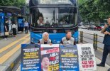 전장연, 버스전용차·호텔 등 서울 도심서 시위