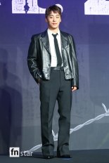 [포토] 구교환, '시크한 레더 패션'