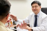 대장암 권위자로 亞 최초 로봇수술 집도 의료선진화 앞장