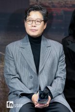 [포토] 유재명, '듬직한 모습'