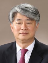 尹대통령, 헌재소장 후보로 이종석 헌법재판관 지명