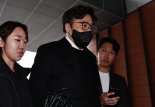 더기버스 안성일 대표 첫 경찰조사 출석…'묵묵부답'