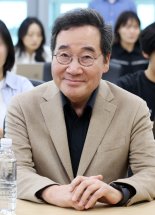 '이낙연, 여성과 부적절 관계' 민주당 권리당원 명예훼손 혐의 기소