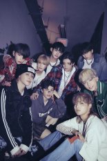 [fn★뮤직] 11月 '핫 루키' 막강 라인업…라이즈·제베원·앤팀 '3강 구도' 주목