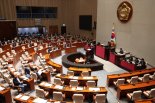 [fn사설] 뒷전 밀려난 민생법안, 국회의 직무유기다