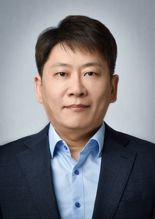 '44년 LG맨' 권영수, LG엔솔 떠난다...신임 CEO에 김동명 사장(종합)