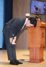 대표가 죽어야 당이 산다?… 김기현-이재명 리더십 최대 위기