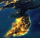 "남한 환하고, 북한은 짙은 어둠"...머스크가 올린 한반도 위성사진