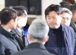 '김용 재판 위증교사' 인사들 구속적부심 기각...檢 "가담자 수사 예정"